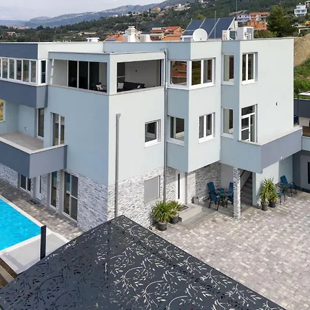 아파트 Stunning In 포드스트라나