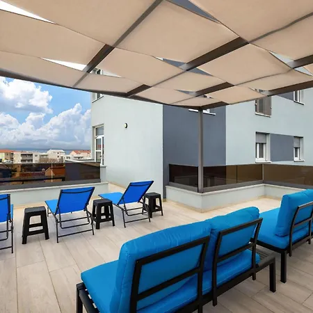 아파트 Stunning In *