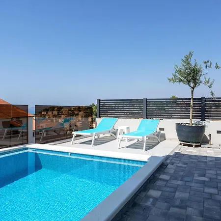 아파트 Stunning In *