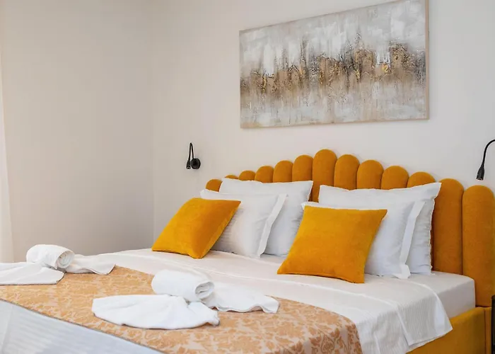 Stunning In Appartement Podstrana
